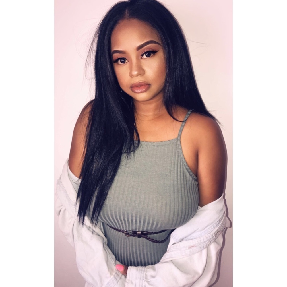 Meet your Posher, Crystal